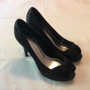 White House Black Market black satin pumps